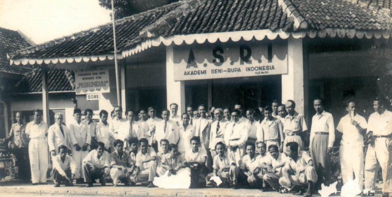 Sekolah Seni dan Propaganda: Kreativitas dalam Konteks Nasionalisme